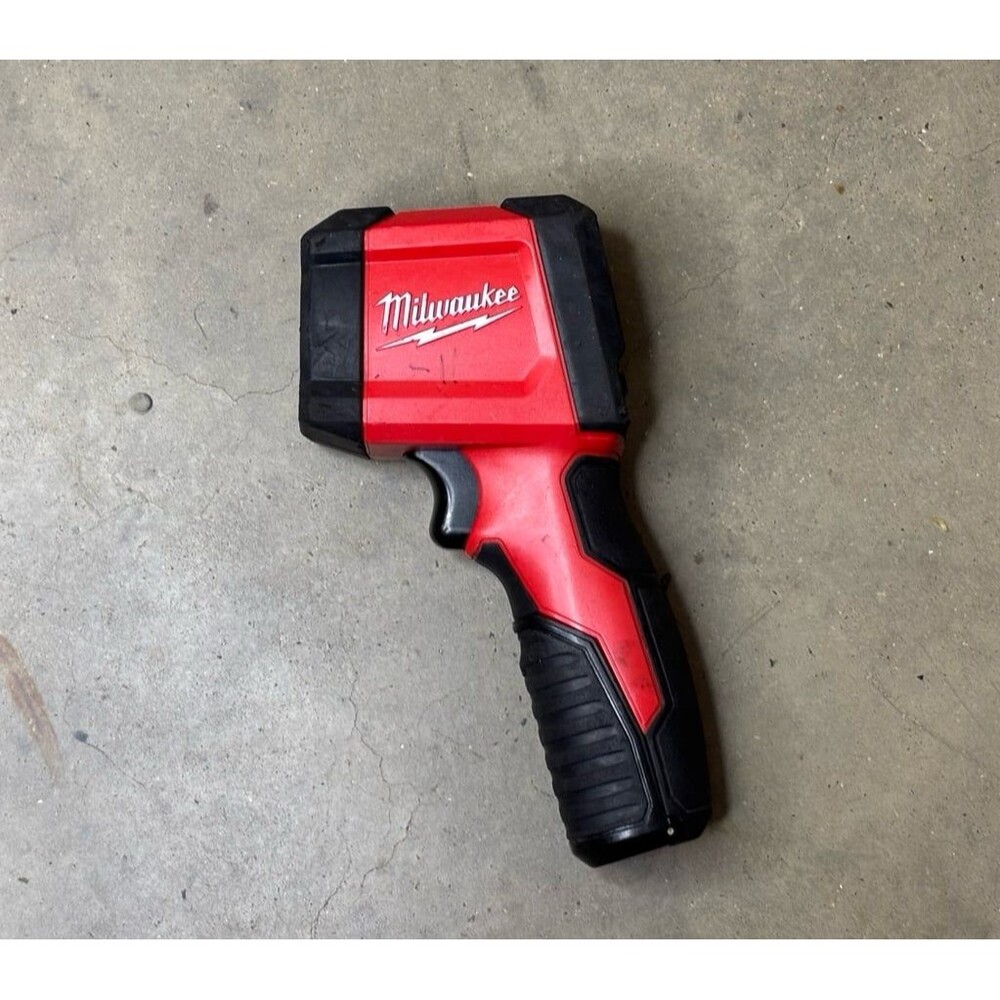 Milwaukee 2267-20 Digital Laser Infrared Thermometer 10:1 Distance to Spot